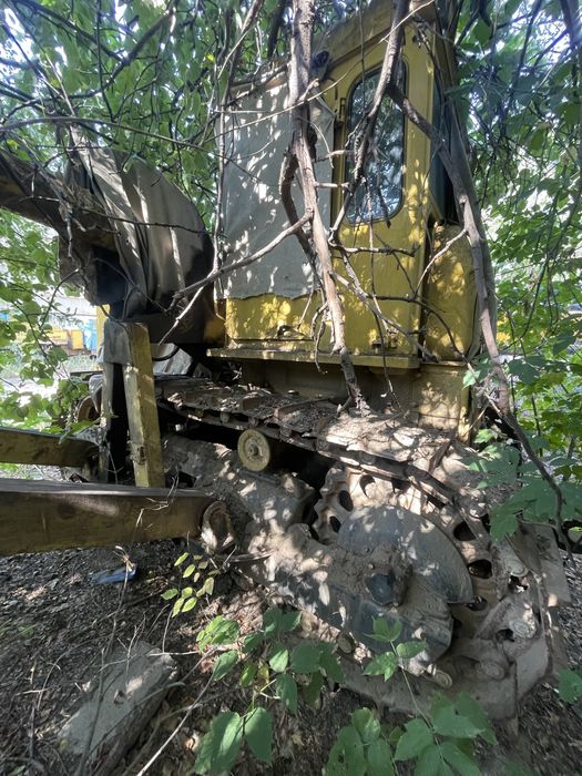 Продам бульдозер