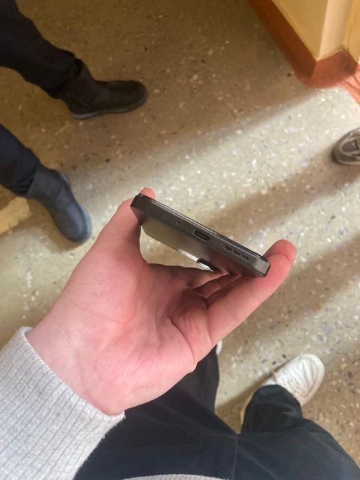 продам или обменяю редми 13с