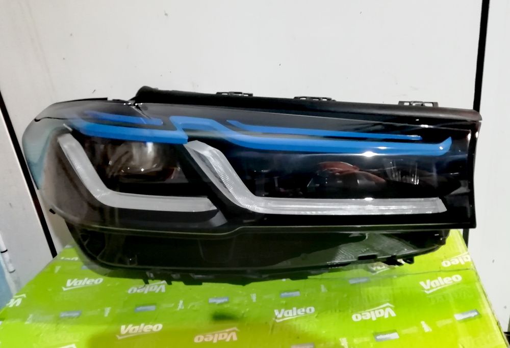 Фар Фарове за БМВ Г30 Г31 Лазер / BMW G30 G31 Laser Black Line Lci.