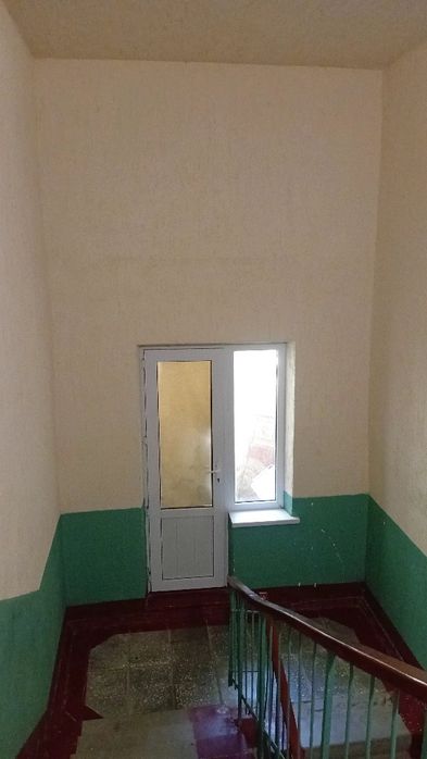 Продам 2х ком. кв.в 8мкр дом 7
