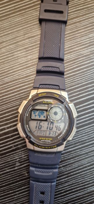 Ceas Casio cronograf cu display digital, albastru