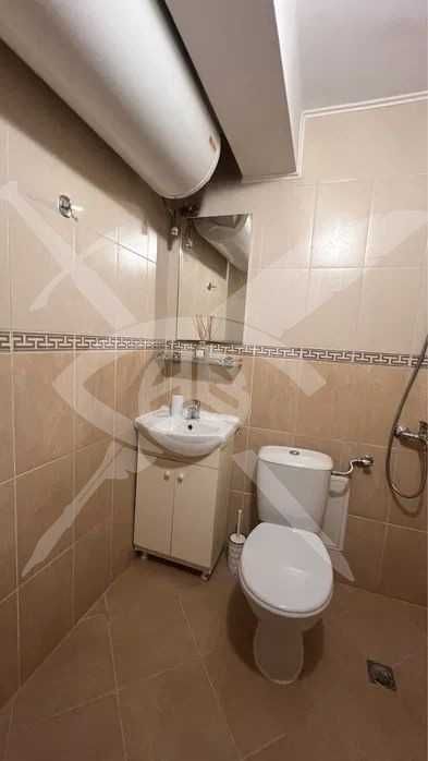 Дава се под наем Двустаен апартамент в Варна, Колхозен пазар - 65 кв.м за 425 € - Снимка #3