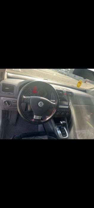 Продам машину гольф 5-й универсал (Variant)