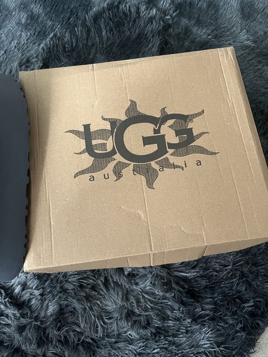 cizme ugg noi cu cutie