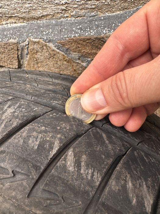 Комплект 4бр. Летни Гуми 215/60 R17 BRIDGESTONE