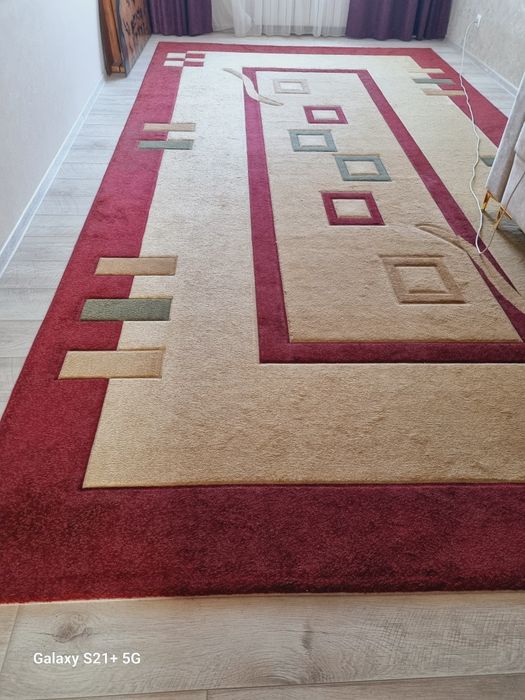 Ковер б/у 2,5 на 5 м