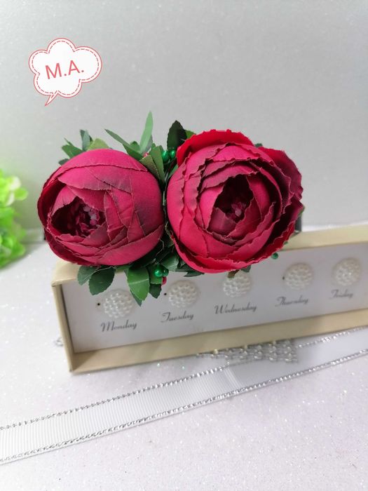 Диадема за коса за народни танци.