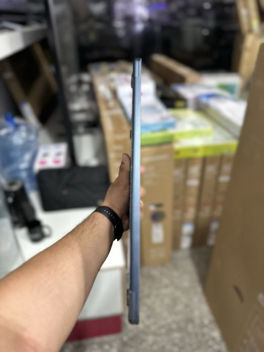 MacBook Air M3 97% 8/256