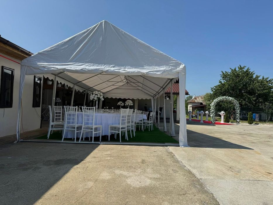 Inchiriem corturi si aranjamente pentru evenimente