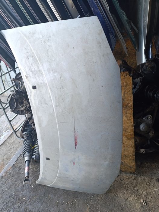 Капот на Форд Галакси 97г.в