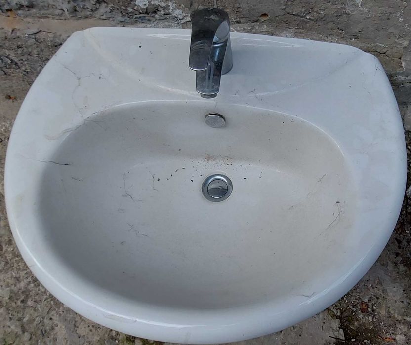 Lavoare baie cu semipicor