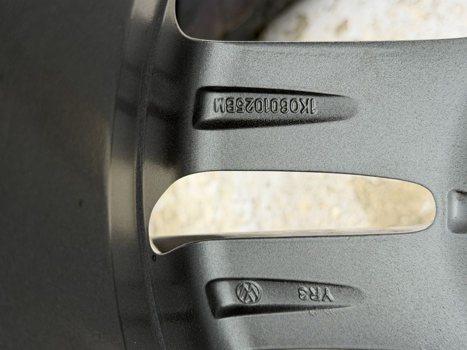 Джанти с гуми 16 за VW Golf, passat, touran