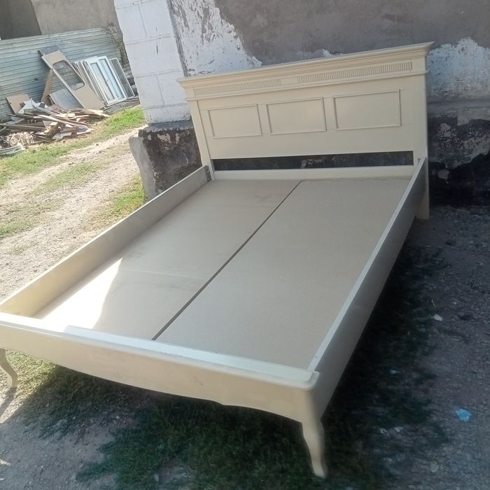 Кровать продам продам