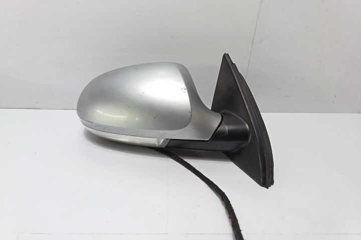 Oglinda dreapta electrica 3C0857924 Volkswagen VW Passat B6