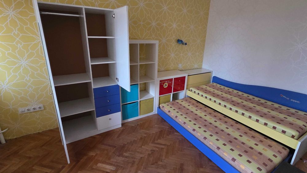 Комплект детски мебели