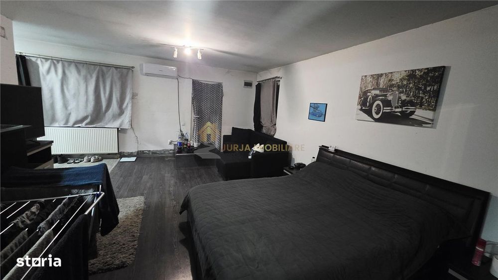 Casa 70 Mp Teren 382 Mp  Zona Parcul Feroviar