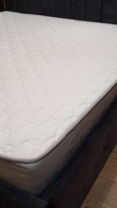 Большая Двухспальная кровать с Матрасом