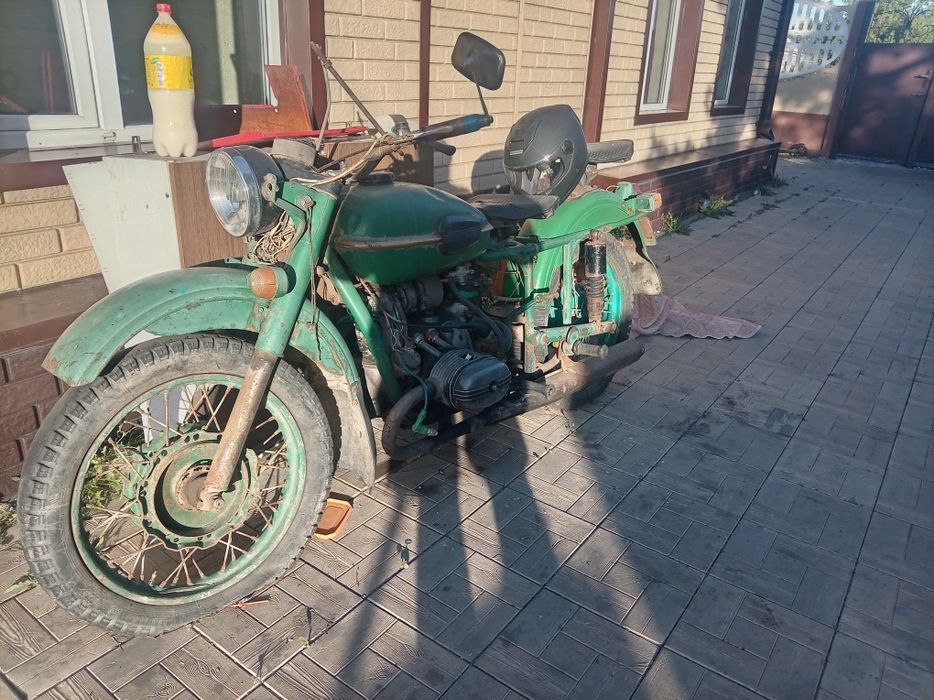 Мотоцикл Урал с люлькой