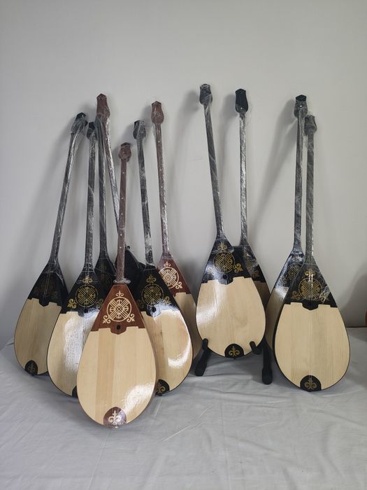 Гитара,гитара,Уклеле,укләлә,домбыра,домбры