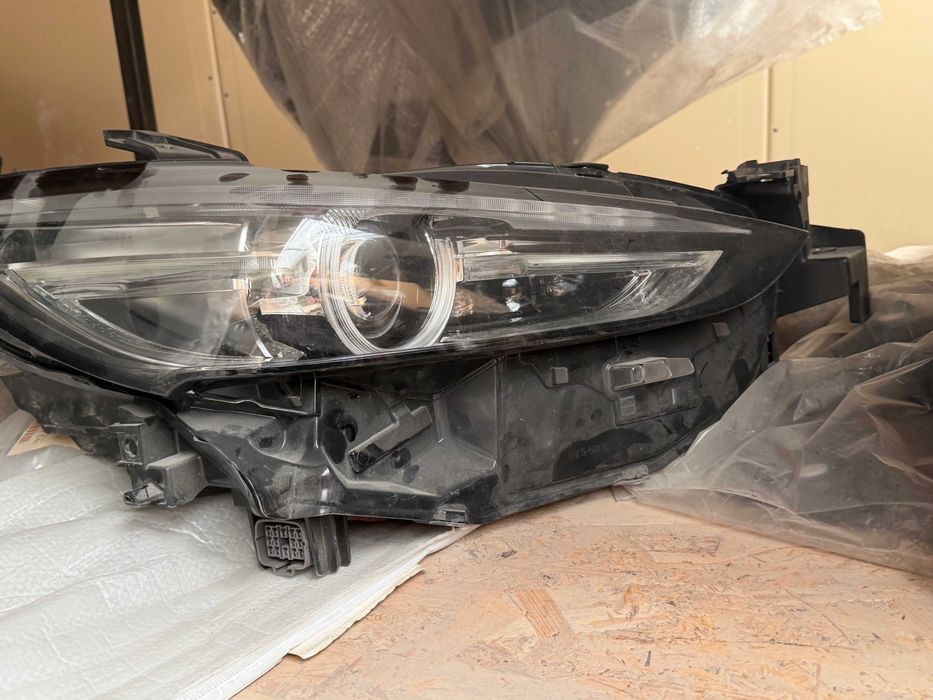 Фар десен Mazda CX-5 17-