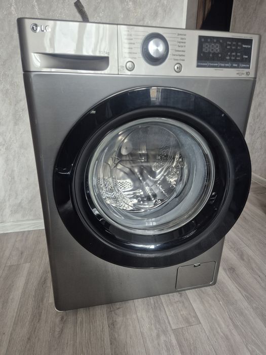 Продам стиральную машину LG