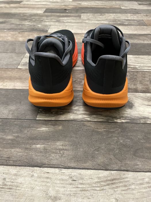 Adidasi Altra Sport