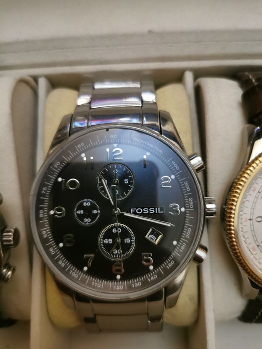 Продавам часовници