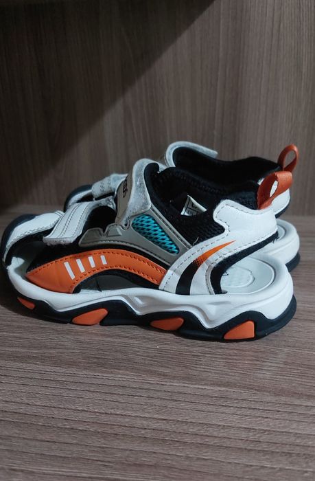 Набор обуви для мальчика+подарок