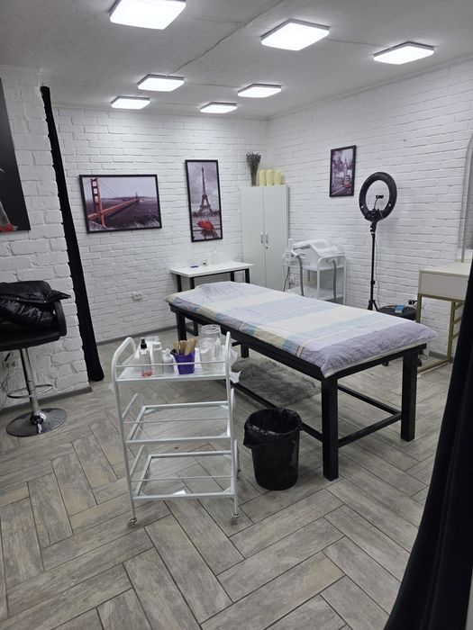 Сдаётся  кабинет через день.