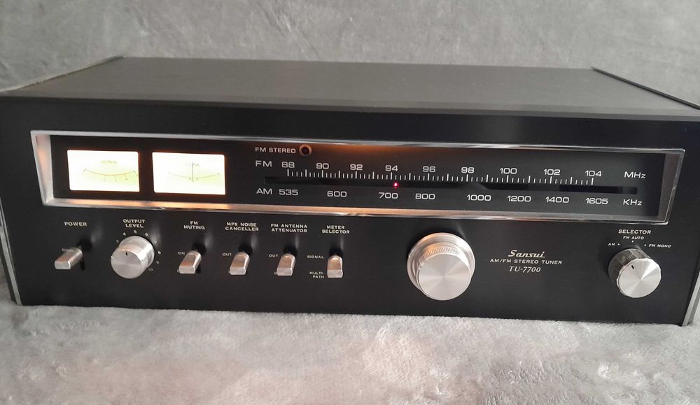 SANSUI TU-7700 tuner/radio Hi-Fi vintage *de colectie