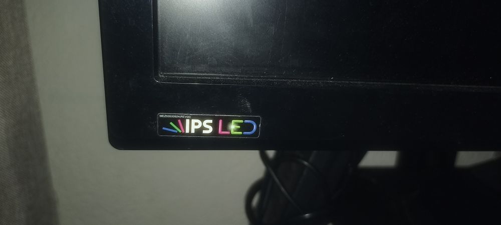 Телевизор/монитор LG 27"