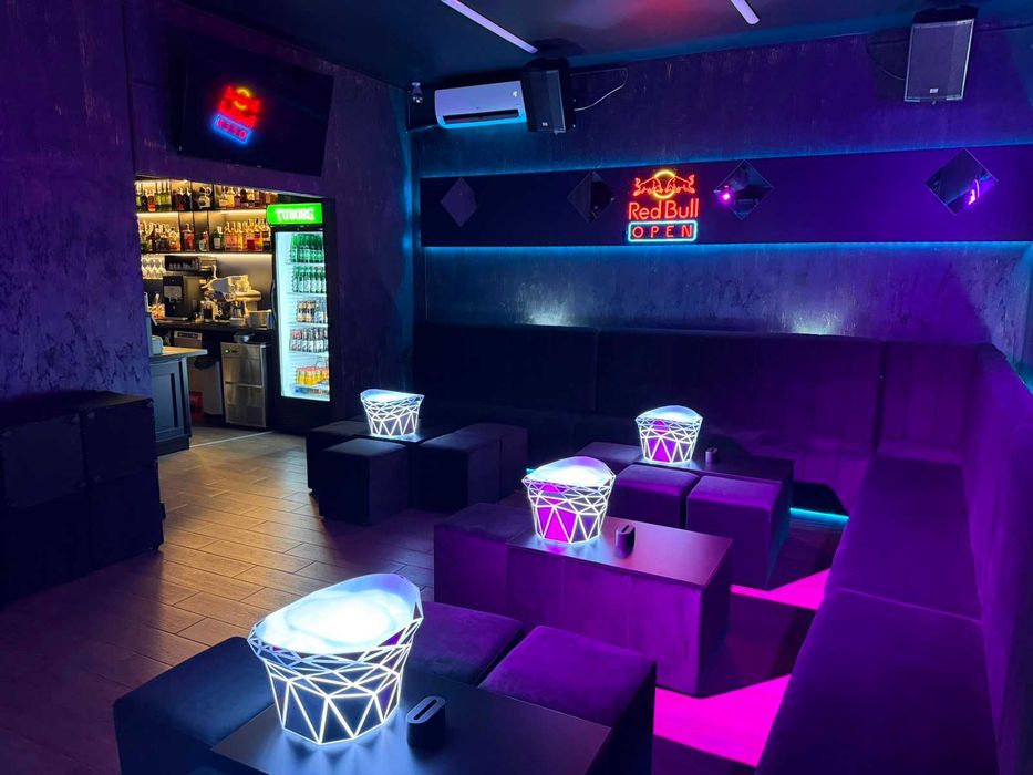 Afacere la cheie - "Club La Manele"