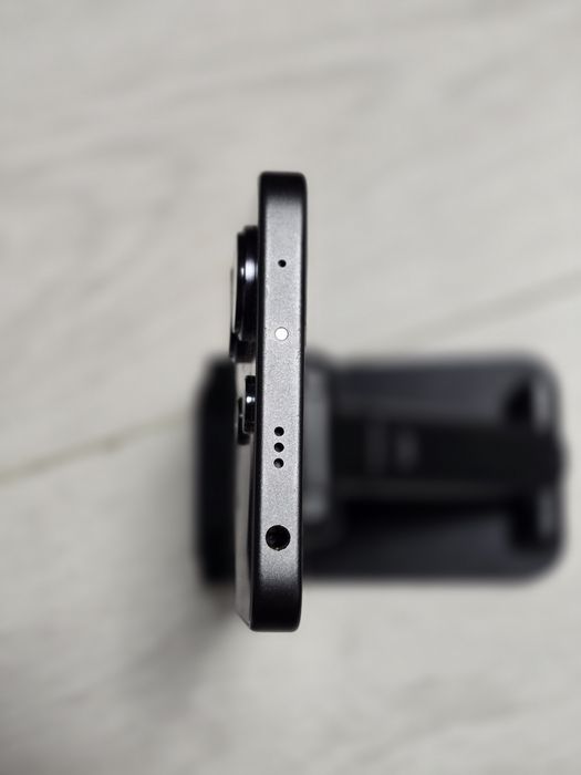 Xiaomi Redmi Note 13, 256GB, Stare Impecabilă