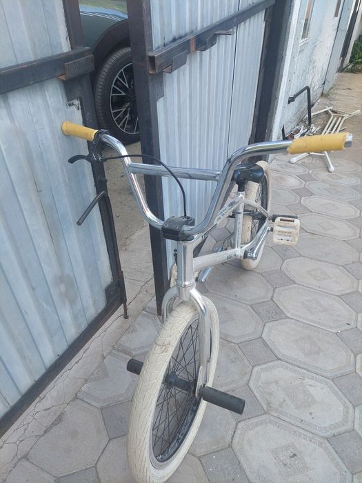 Продам BMX почти новый