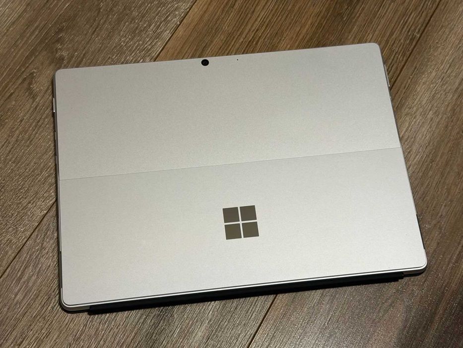 Microsoft Surface Pro 8 i5-1145G7/8RAM/256SSD/Iris XE/3K Touch 120Hz