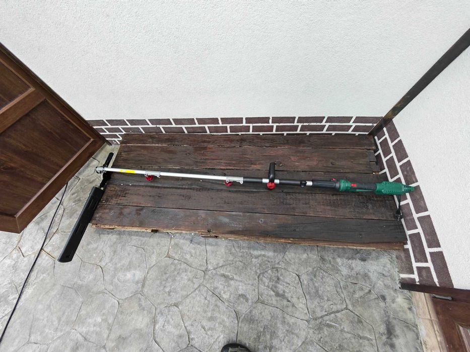 Храсторез Parkside PHSL 900 B4