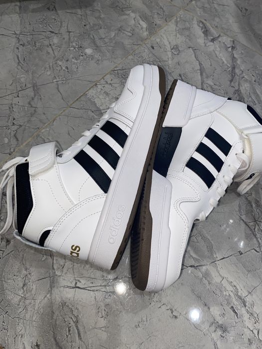 adidas shoes original