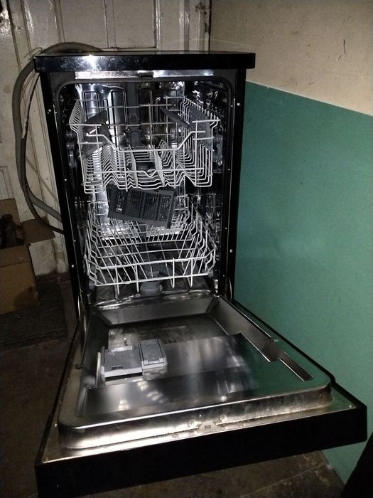 Миялня  машинa Swat запазена.