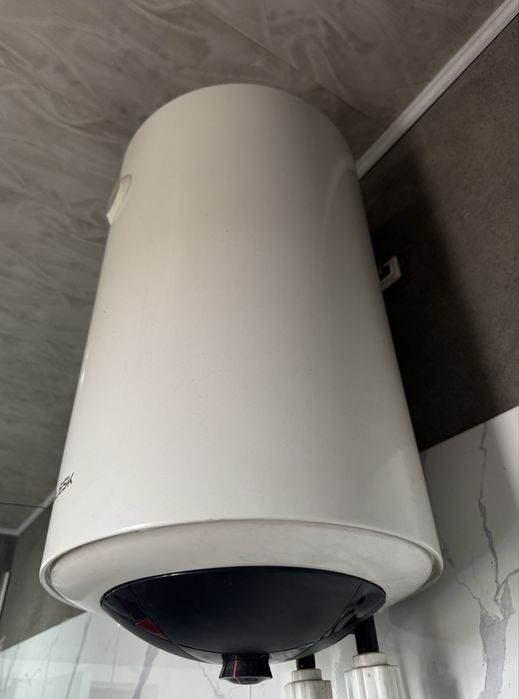 Водонагреватель для ванной комнаты