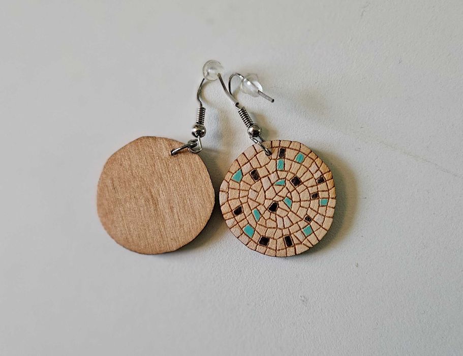 Дървени обеци. Ръчна изработка. Уникат!