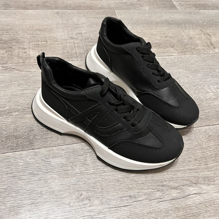 Кроссовки 36 размера