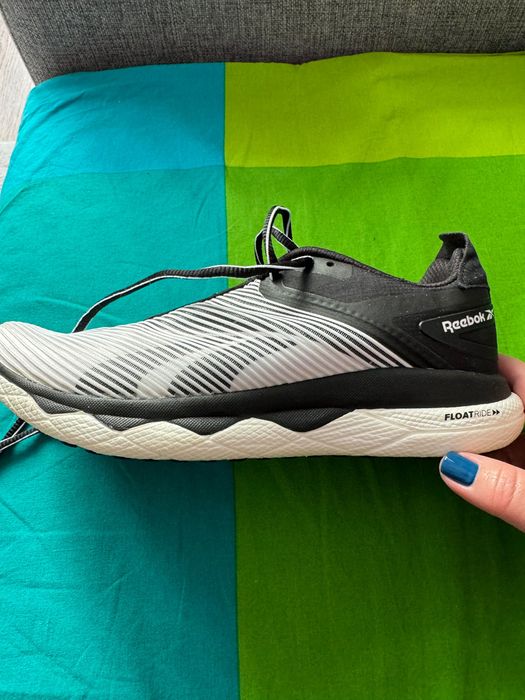 Reebok Floatride Run Panthea alb negru