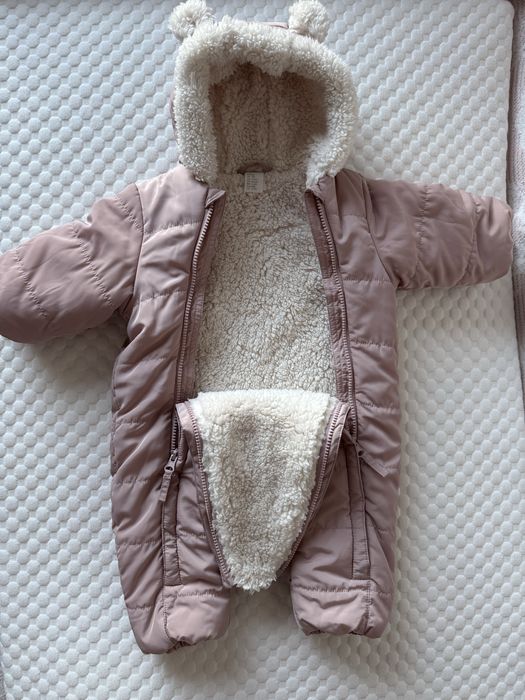 Ватиран гащеризон тип космонавт за бебе HM нов