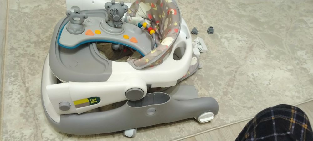 Продаю ходунок детский