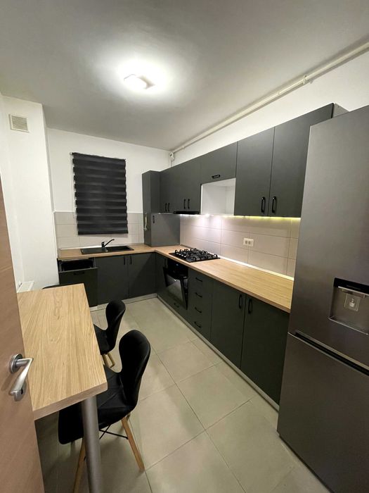 Apartament 2 Camere Decomandat Mobilat si Utilat + Loc Parcare