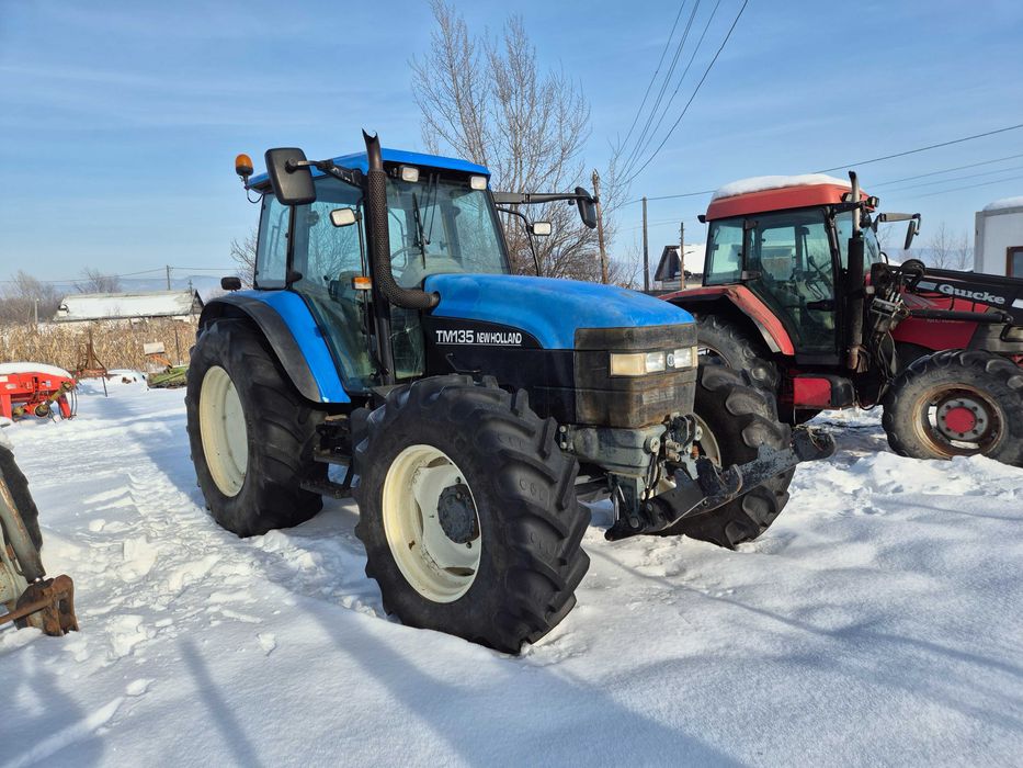 Tractor New Holland TM 135