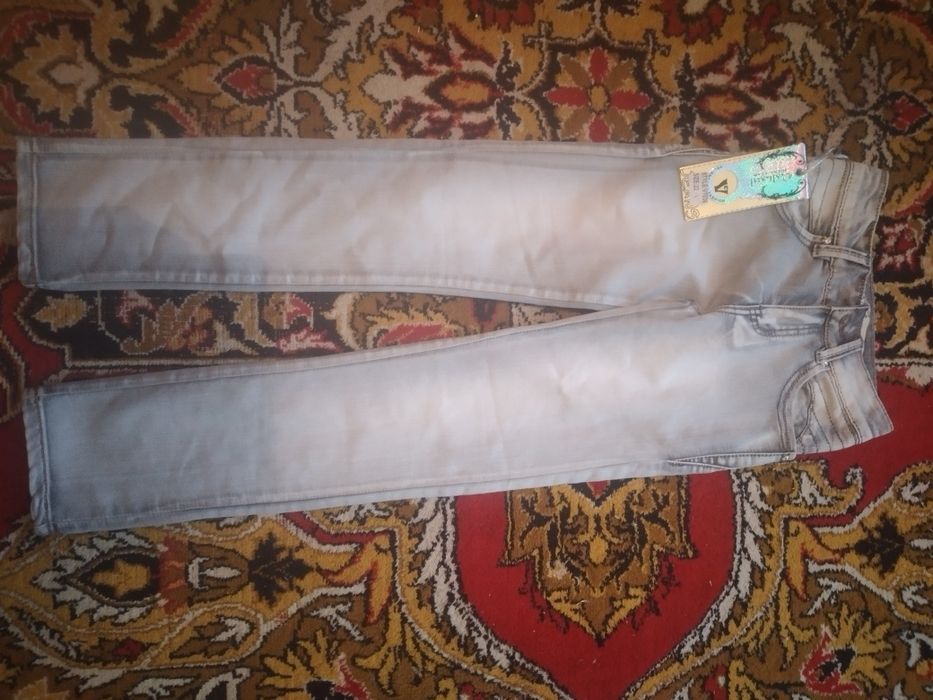 Джинсы для девочек и мальчиков