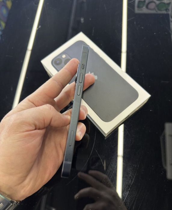 iPhone 13 128GB с гарантией