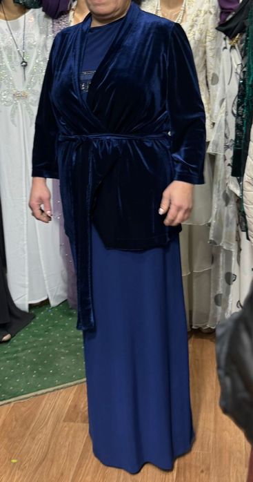 Продам новое платье с этикеткой 46-52 р