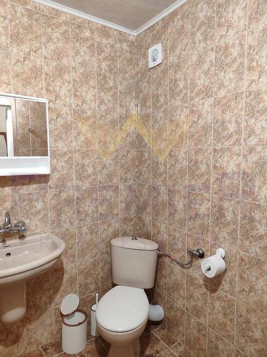 Дава се под наем Тристаен апартамент в Варна, Нептун - 110 кв.м за 698.19 € - Снимка #11